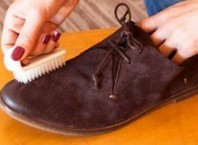 Как чистить обувь с нубуку от соли?