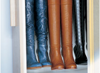 Как сохранять зимнюю обувь летом: полезные советы