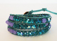 Как сплести браслет из шнурков?