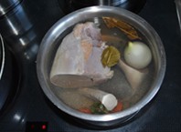 Как готовить говяжий язык?