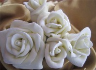 Как сделать с мастики цветы? Как сделать с мастики цветы?