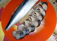 Как приготовить свежемороженую скумбрию найсмачнише?