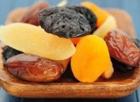 Как сохранять сухофрукти и орехи?