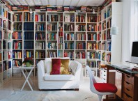 Как расставить книги в домашней библиотеке?